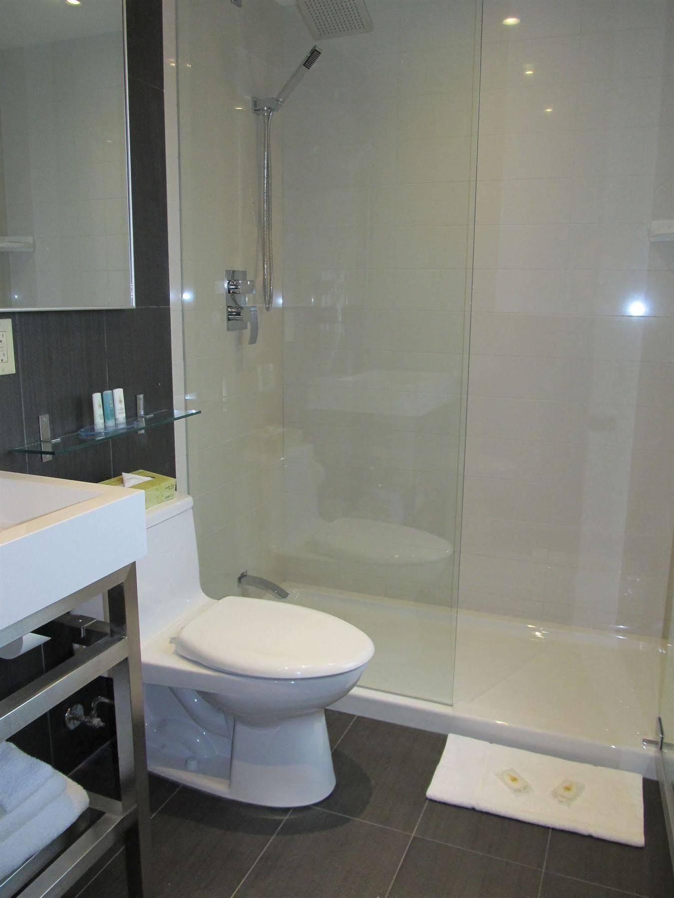 The Saint James Hotel, Ascend Hotel Collection Toronto Ngoại thất bức ảnh